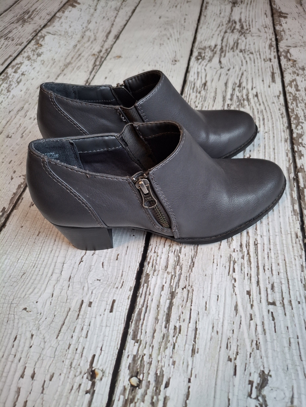 Bass Women's Gray Leather Ankle Booties with Side Zip
